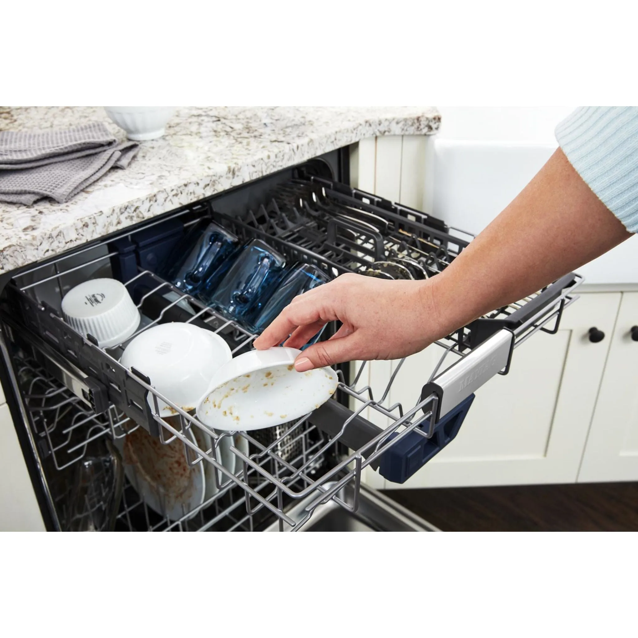 Maytag Top control dishwasher with Third Level Rack and Dual Power Filtration (MDB9959SKZ)